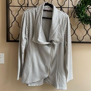 Asymmetrical zip up jacket. NWOT 1X